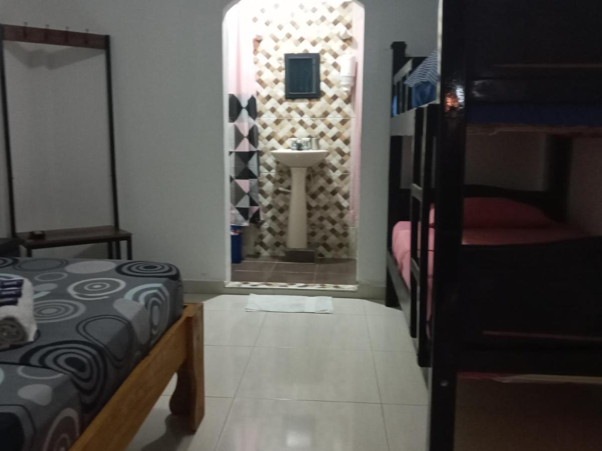 Hostal Cuyagua パロミノ エクステリア 写真