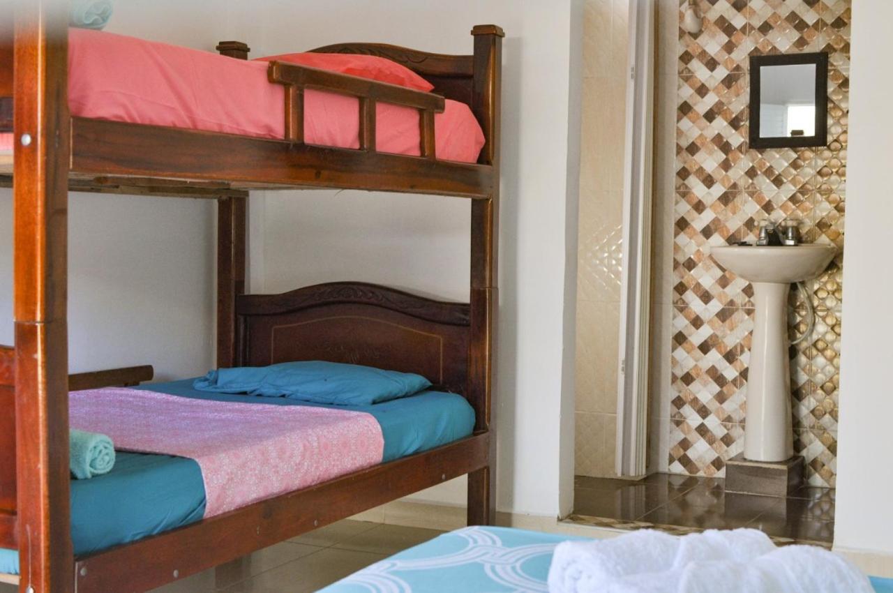 Hostal Cuyagua パロミノ エクステリア 写真