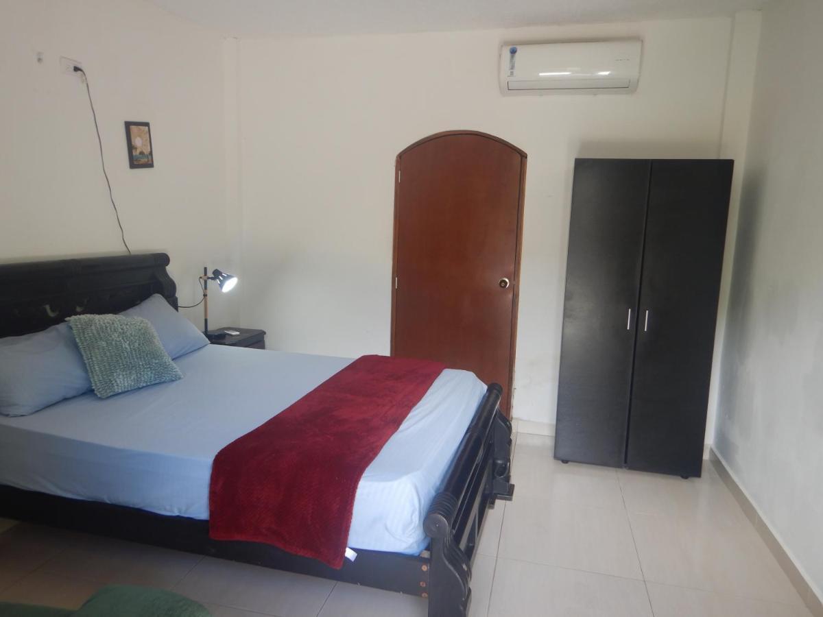 Hostal Cuyagua パロミノ エクステリア 写真